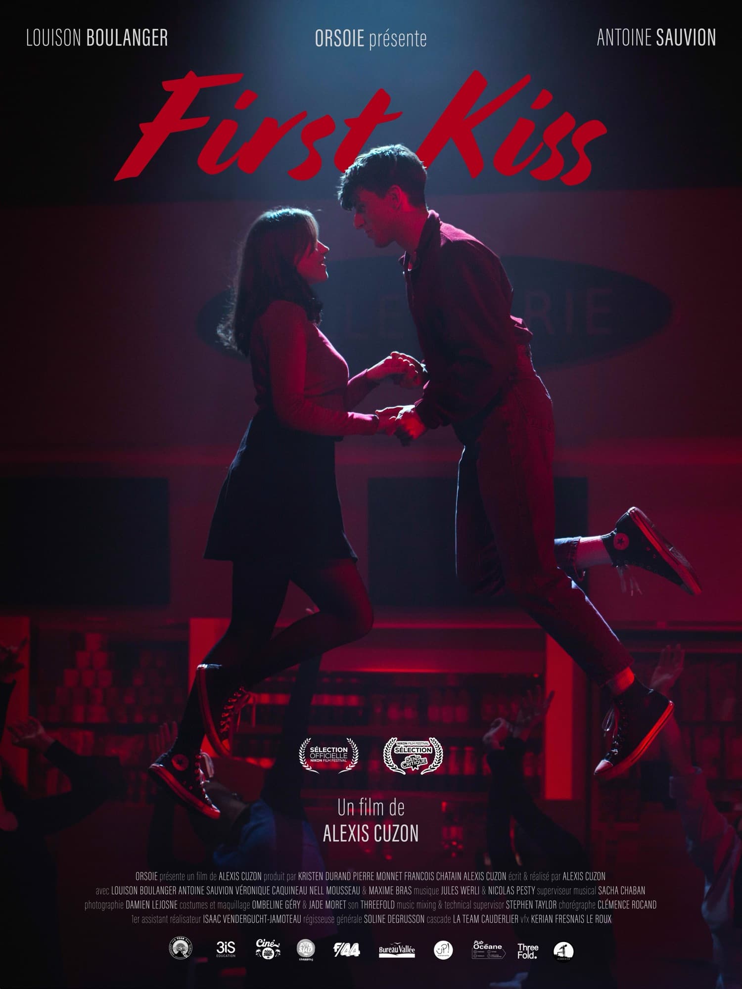 Affiche — First Kiss
